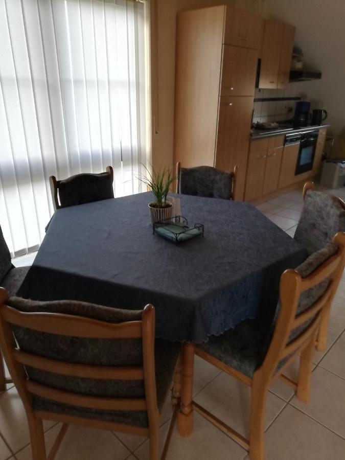 Ferienwohnung Meisenthal Naehe Nuerburgring Келберг Екстериор снимка